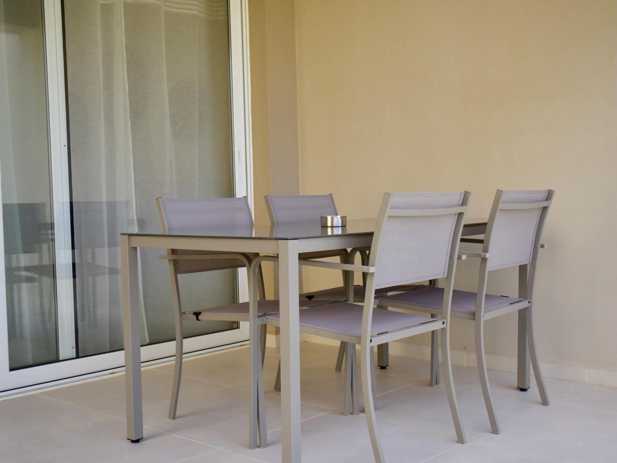 Resitour - Aphrodite Beachfront Pirgos Psilonerou Habitación foto